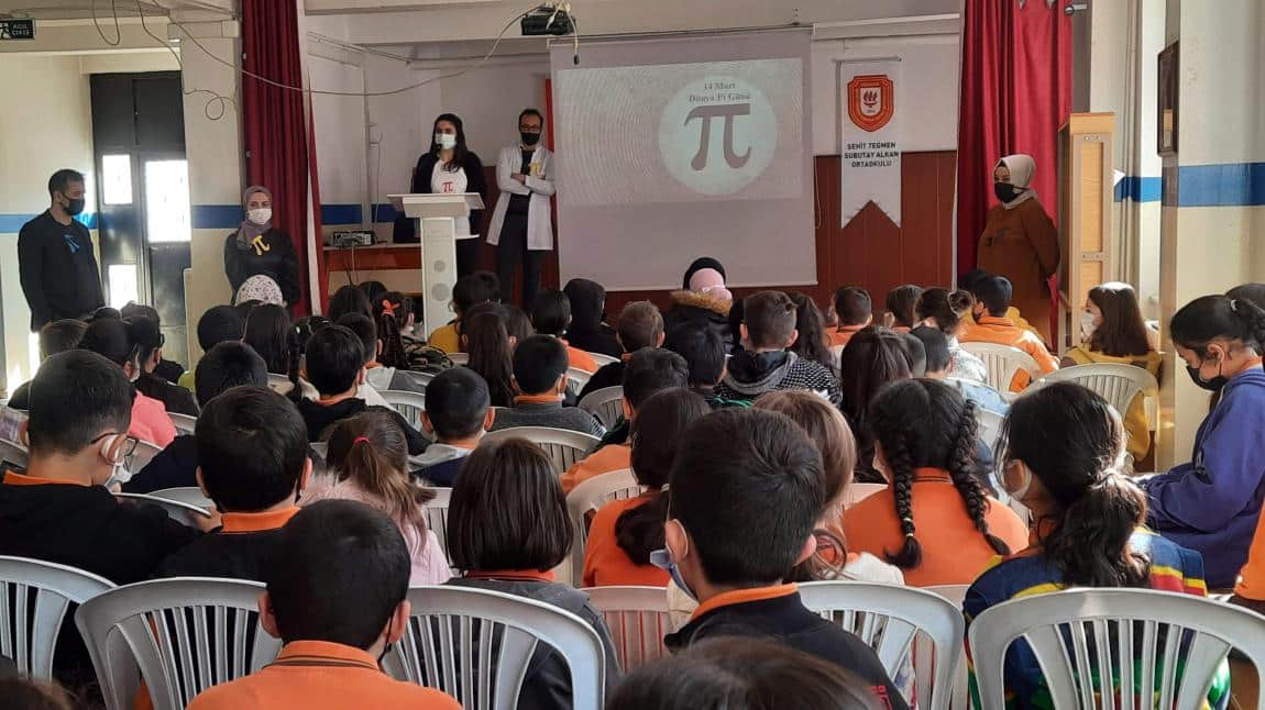 eTwinning A Math Adventure Projesi Kapsamında 14 Mart Dünya Pi Günü Kutlaması 